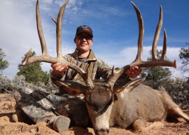Unit 12B Arizona Strip Mule Deer Guides - Hunting Unit 12B - Mule Deer